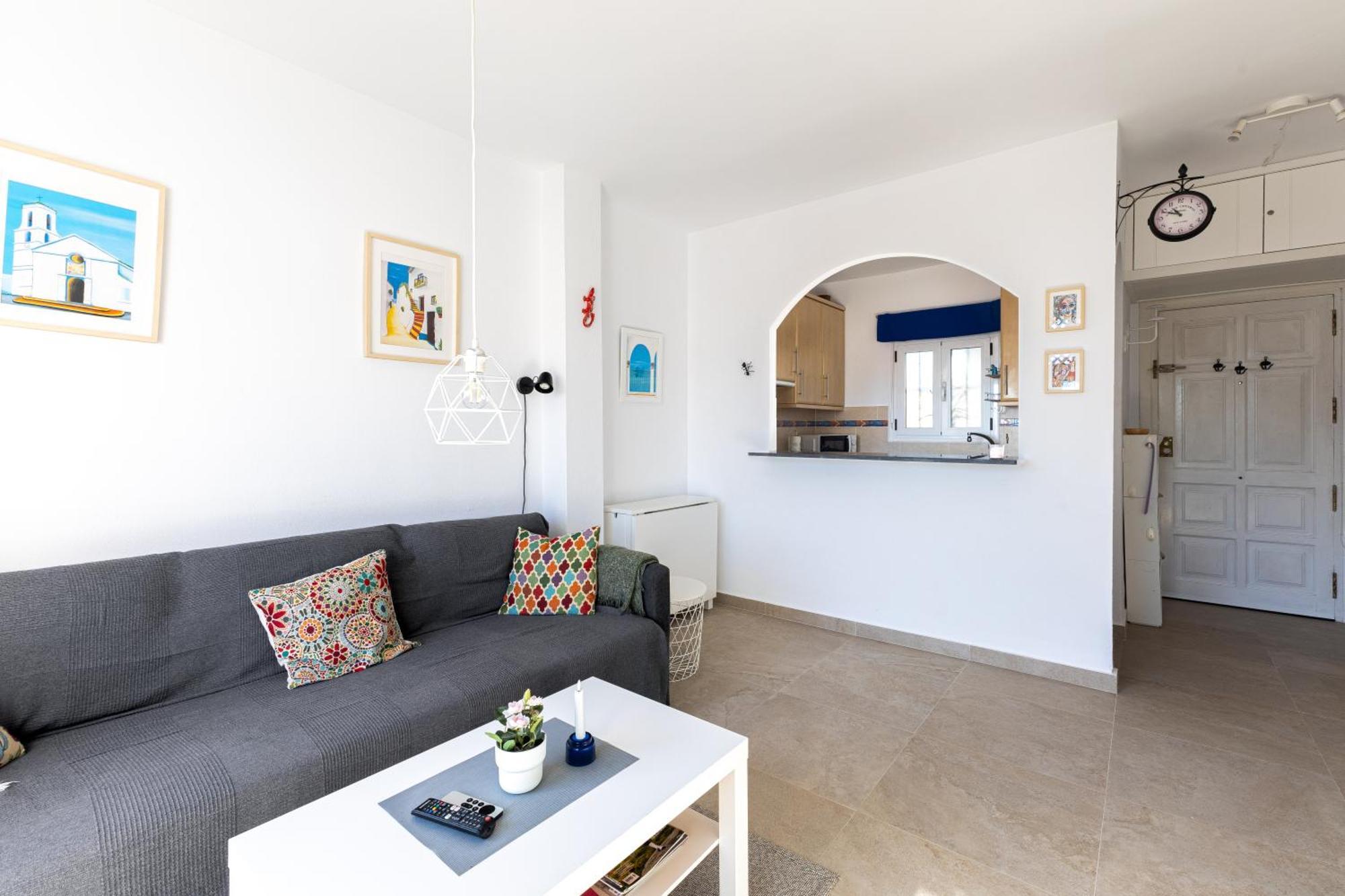 Cosy Apartment In Verano Azul Nerja Exterior foto